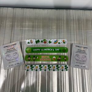 🍀🍀🍀PETER THOMAS ROTH COLLAGEN EYE PATCHES!
And a Snap St. Patrick’s Day Bracelet